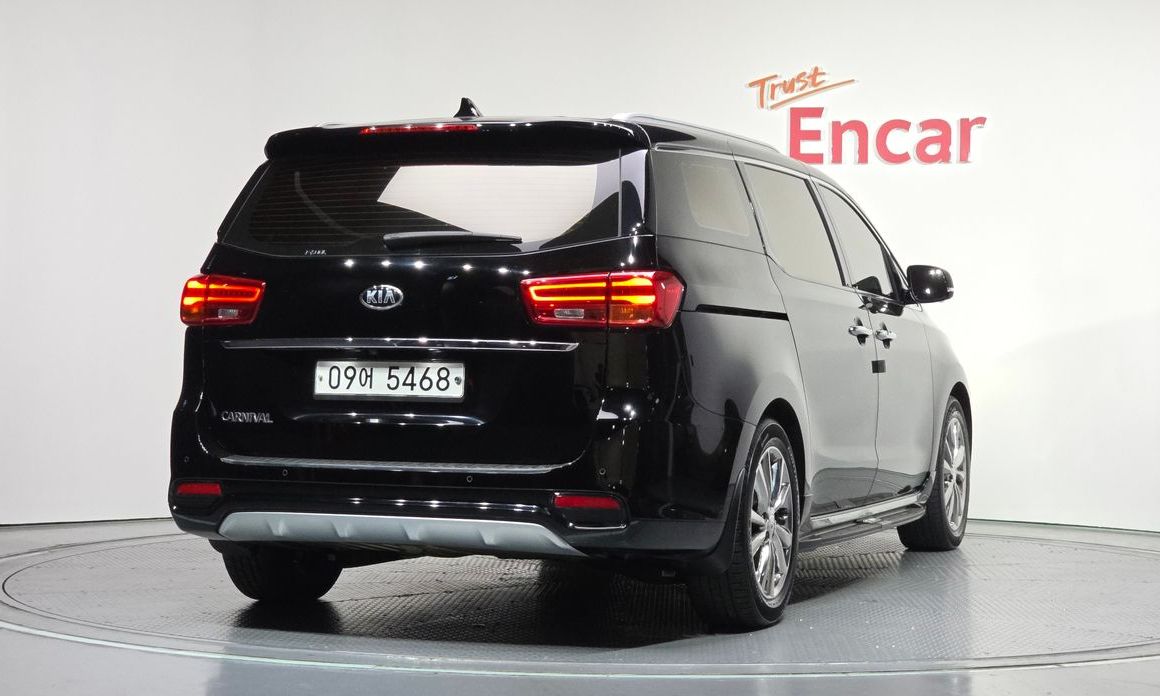 Kia Canival 2019