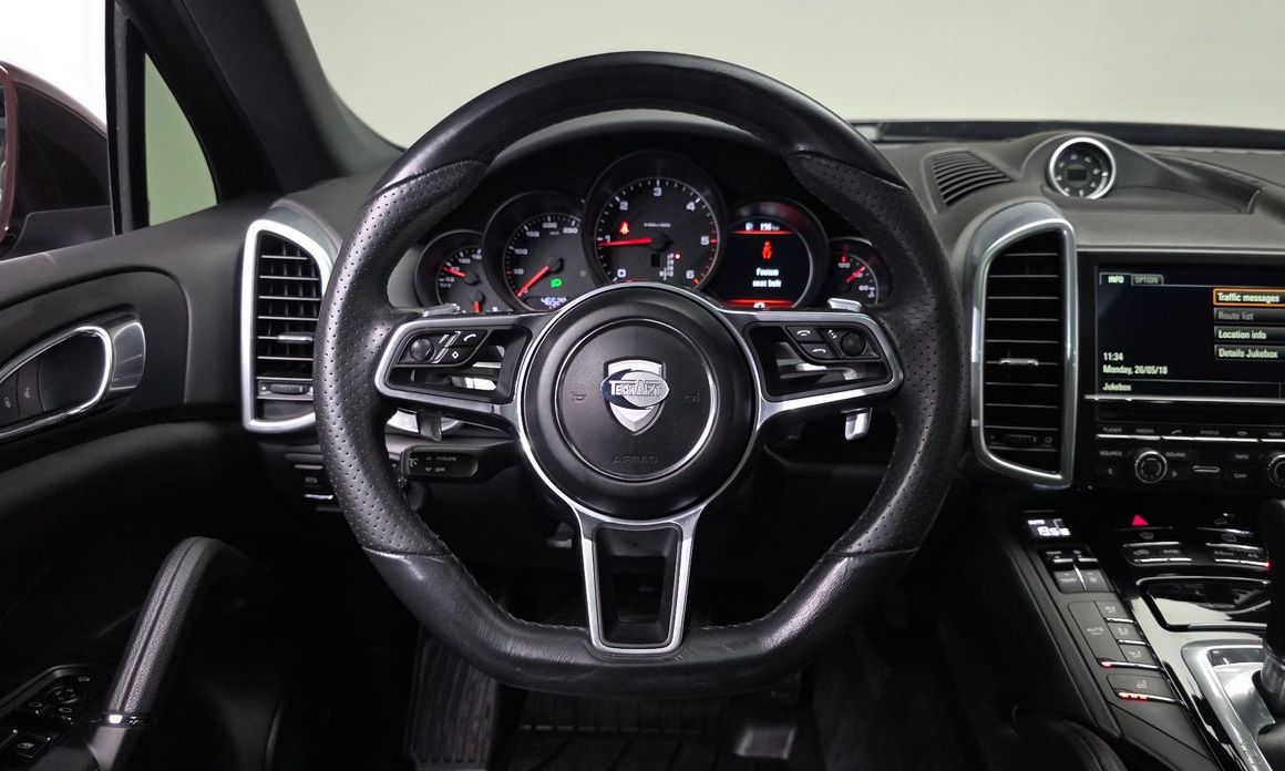 Porsche Cayenne 2016