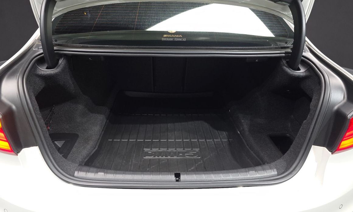 BMW 5-Series 2020