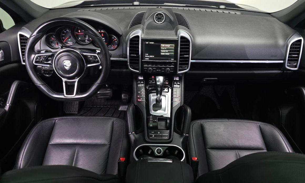 Porsche Cayenne 2016