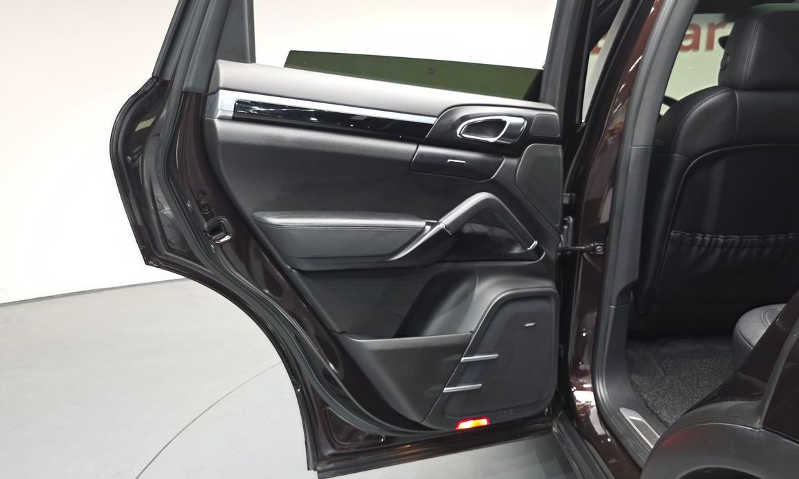 Porsche Cayenne 2016