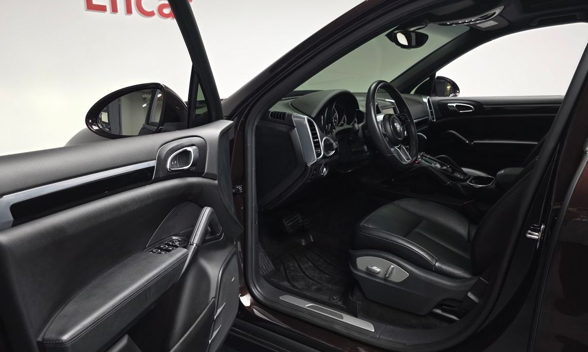 Porsche Cayenne 2016