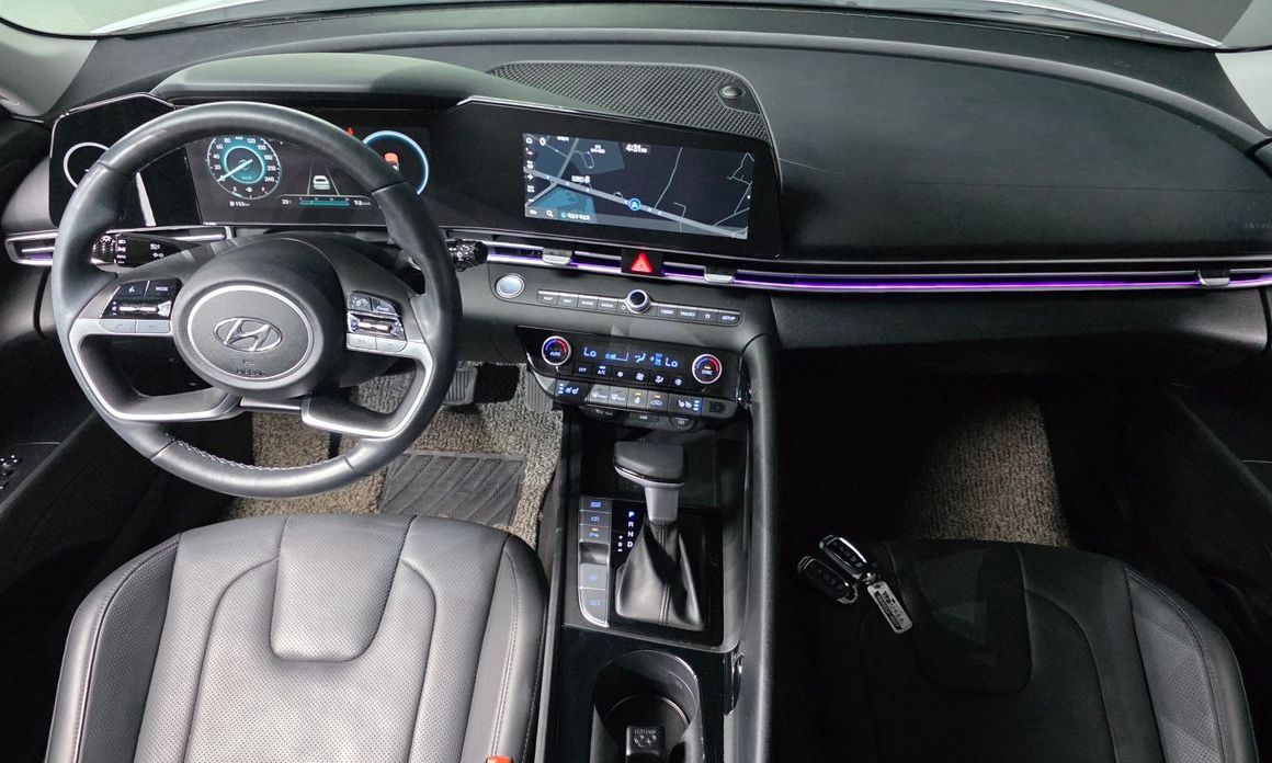 Hyundai AVANTE 2021