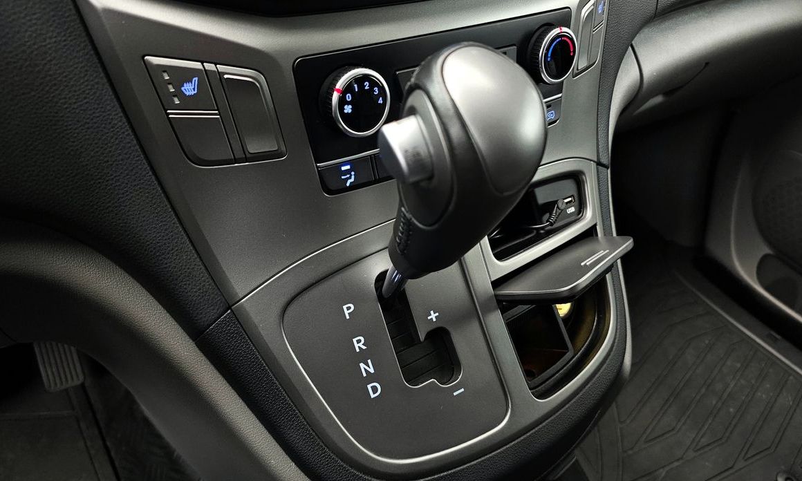 Hyundai Starex 2021