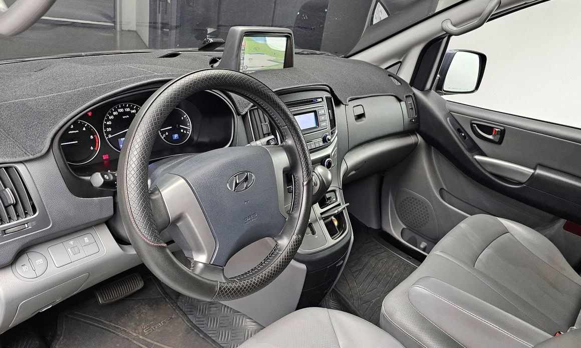 Hyundai Starex 2021