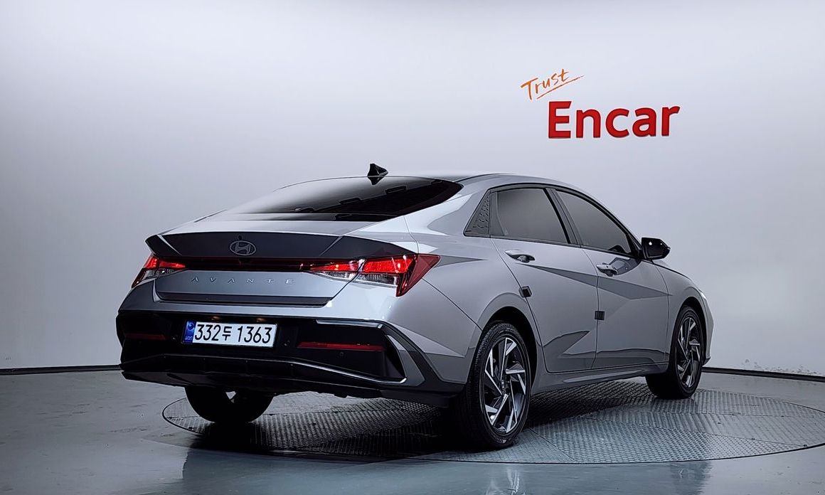 Hyundai AVANTE 2025