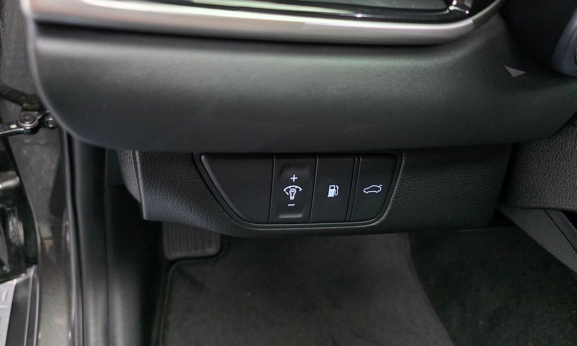 Genesis G70 2025