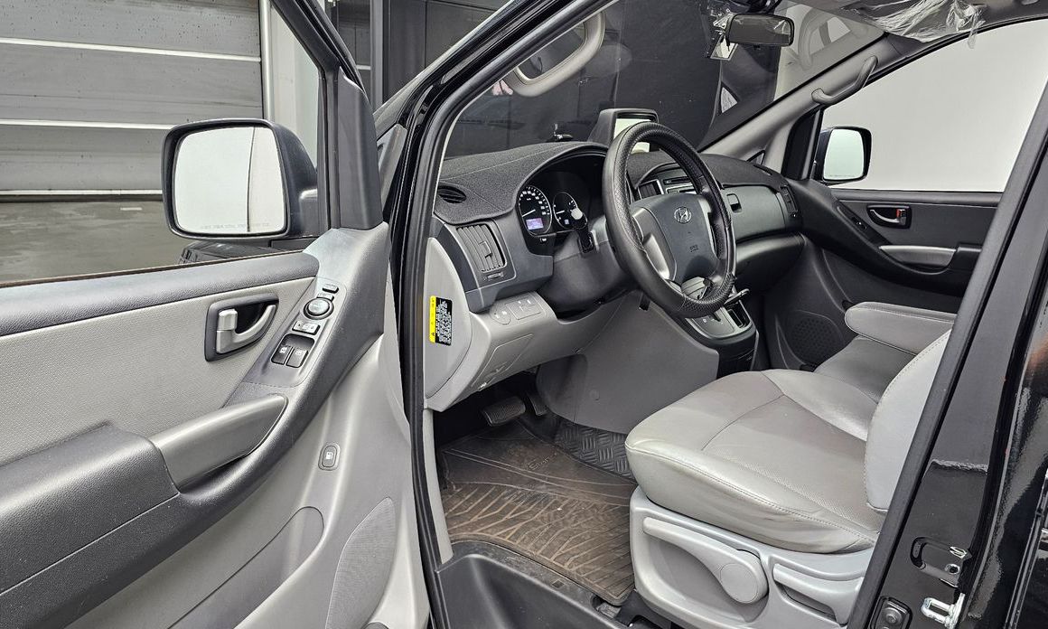 Hyundai Starex 2021