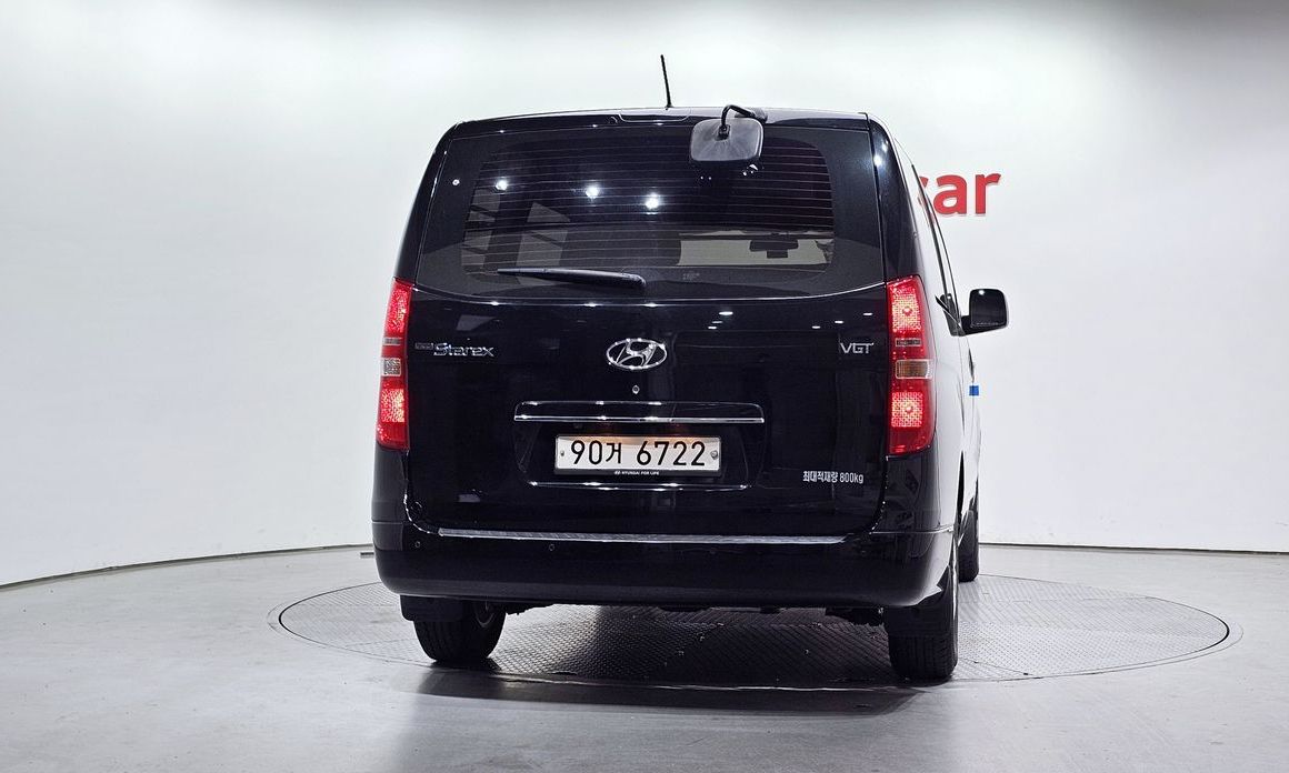 Hyundai Starex 2021