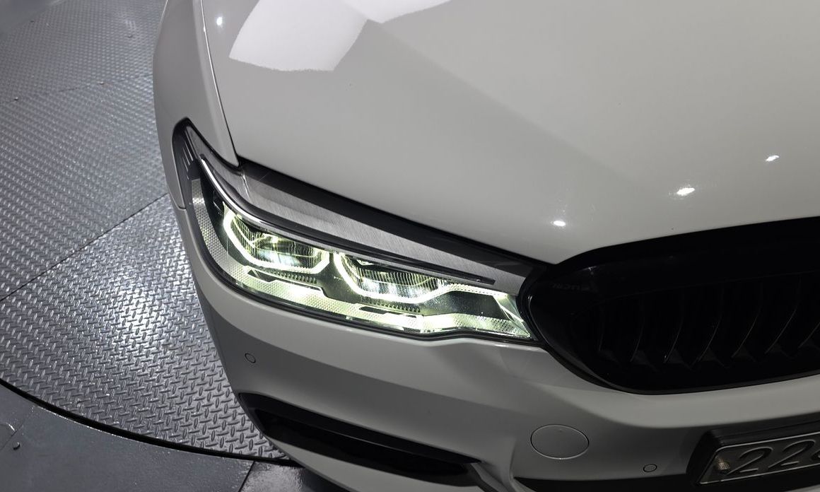 BMW 5-Series 2020