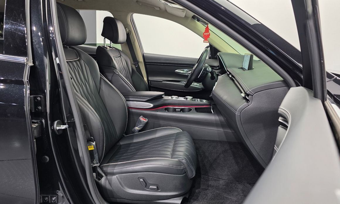 Genesis GV70 2023