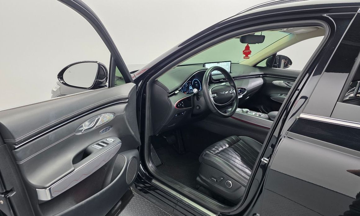 Genesis GV70 2023