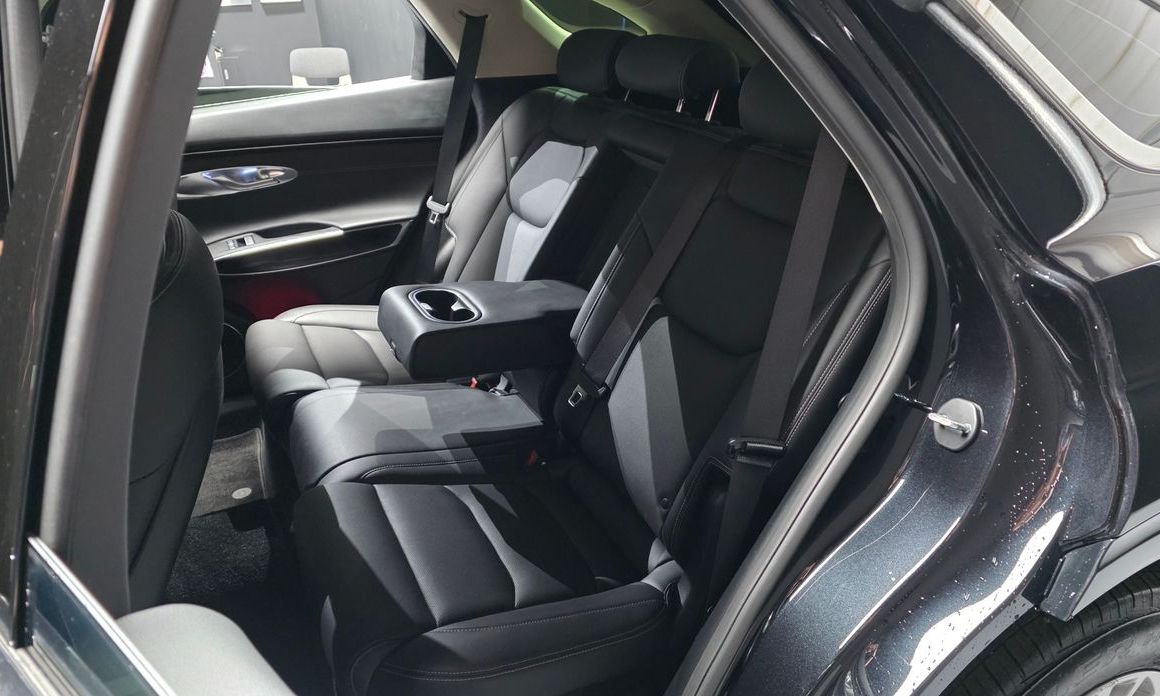 Genesis GV70 2024