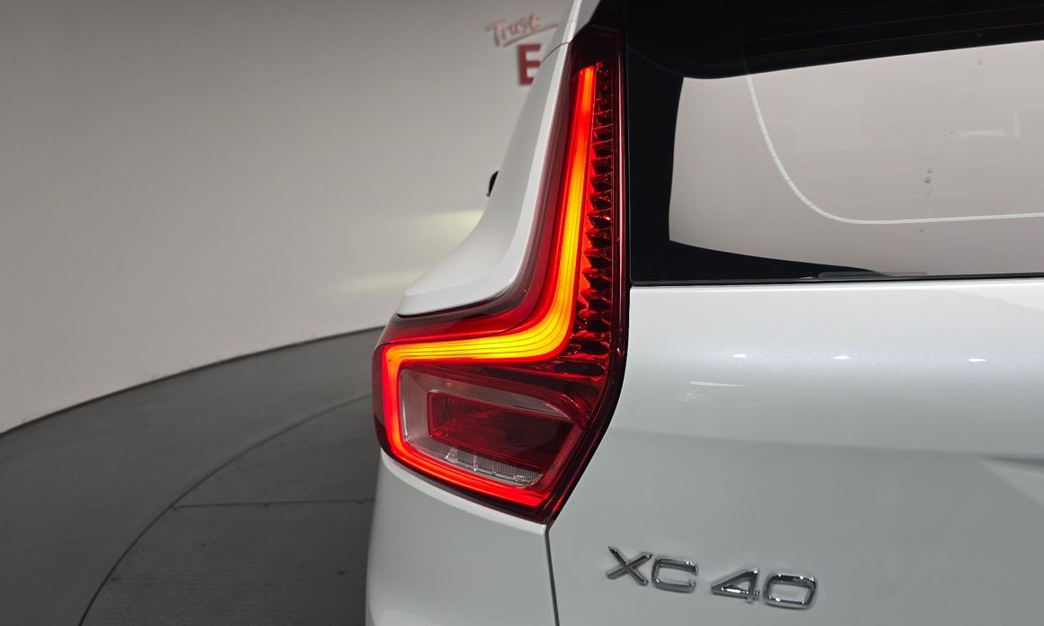 Volvo XC40 2023