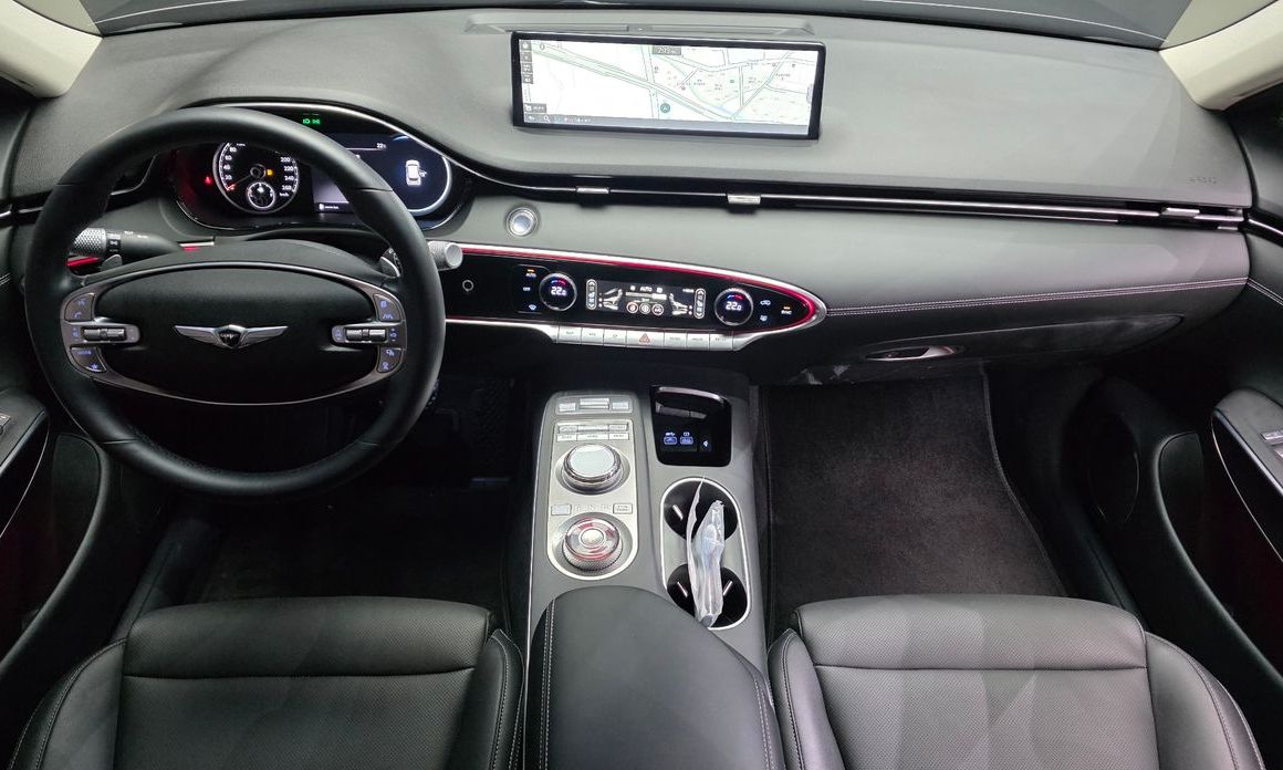 Genesis GV70 2024