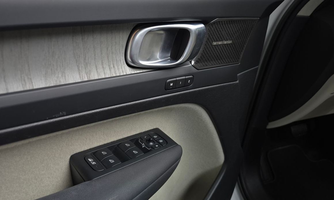 Volvo XC40 2023