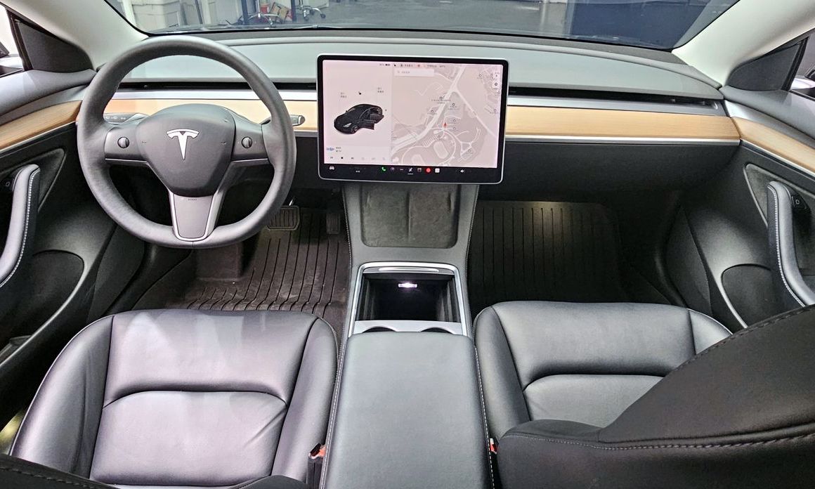 Tesla Model 3 2022