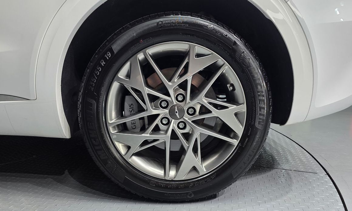 Genesis GV70 2023