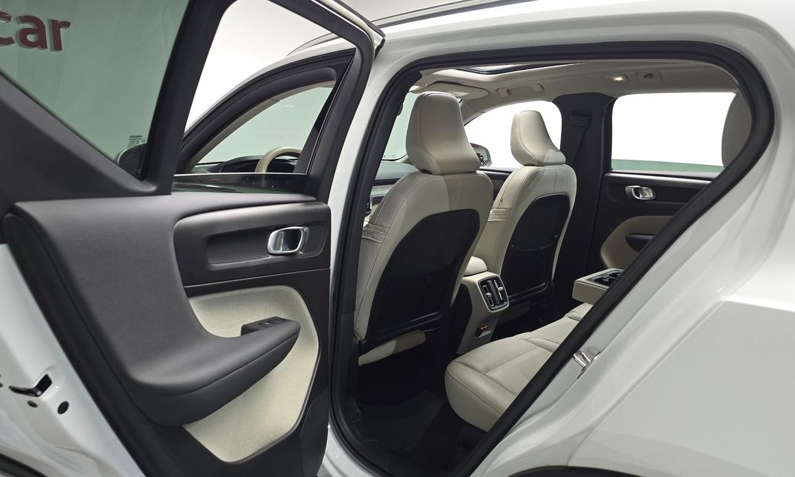 Volvo XC40 2023
