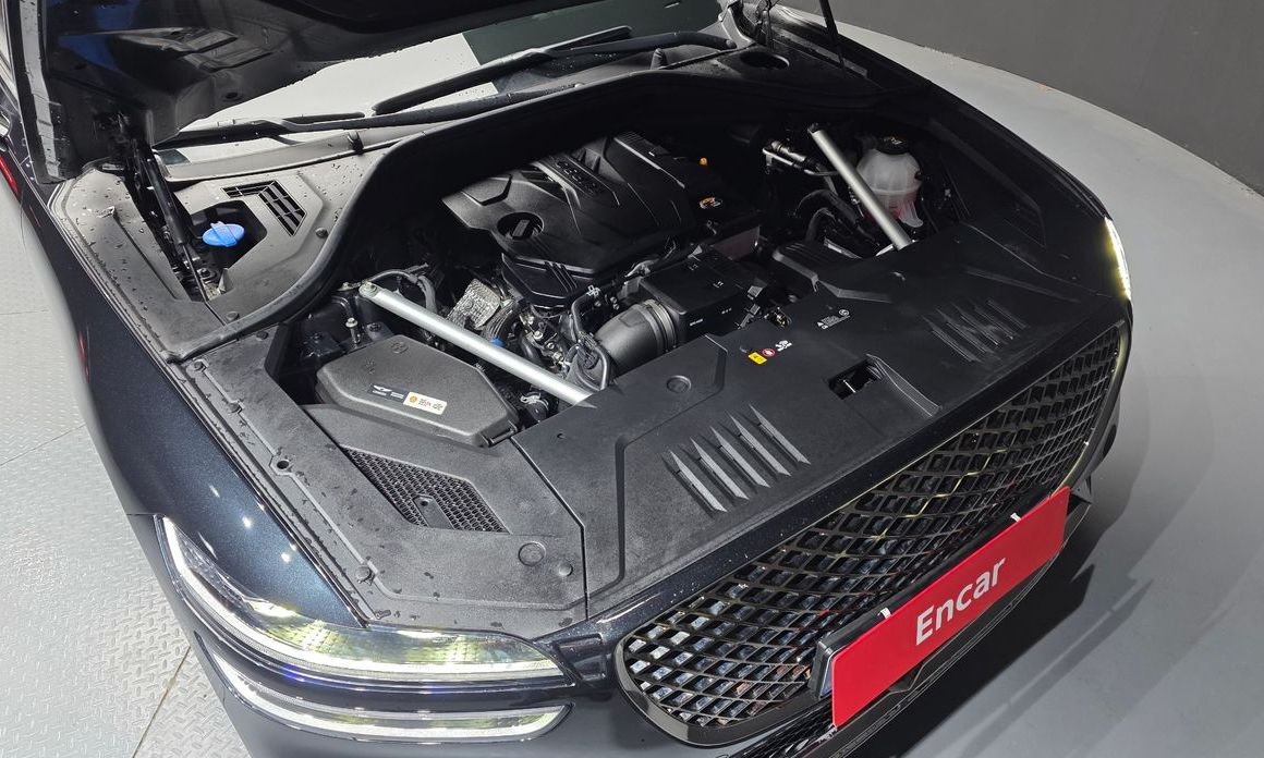 Genesis GV70 2024