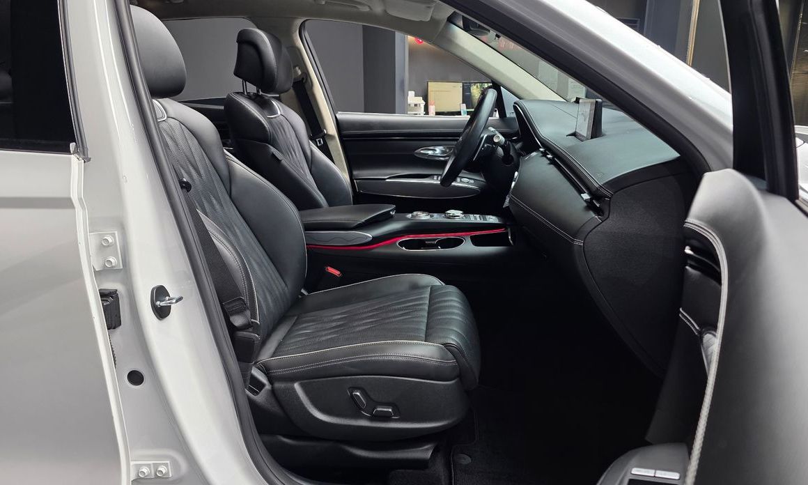 Genesis GV70 2023