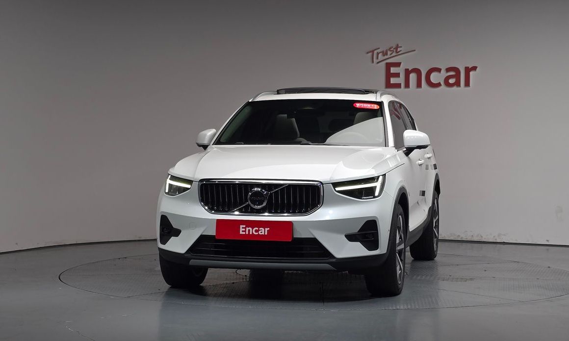 Volvo XC40 2023