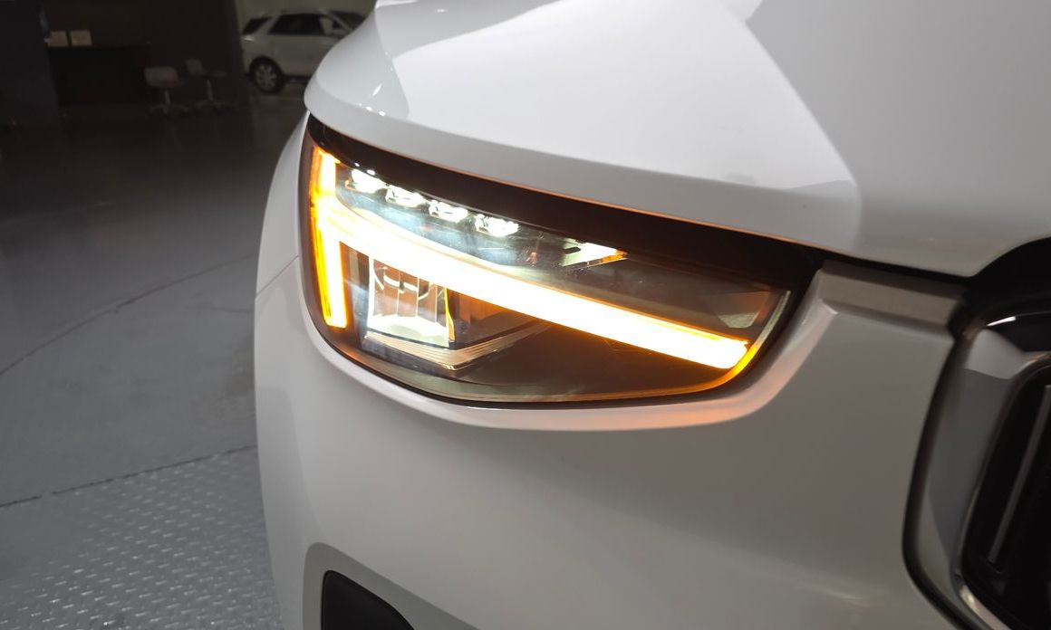 Volvo XC40 2023