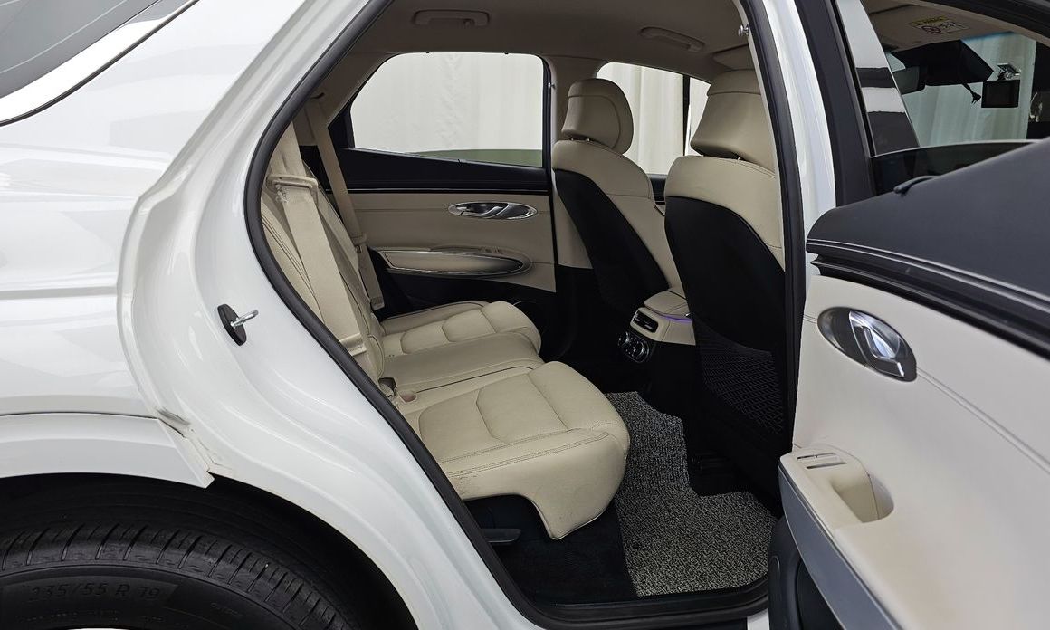 Genesis GV70 2021