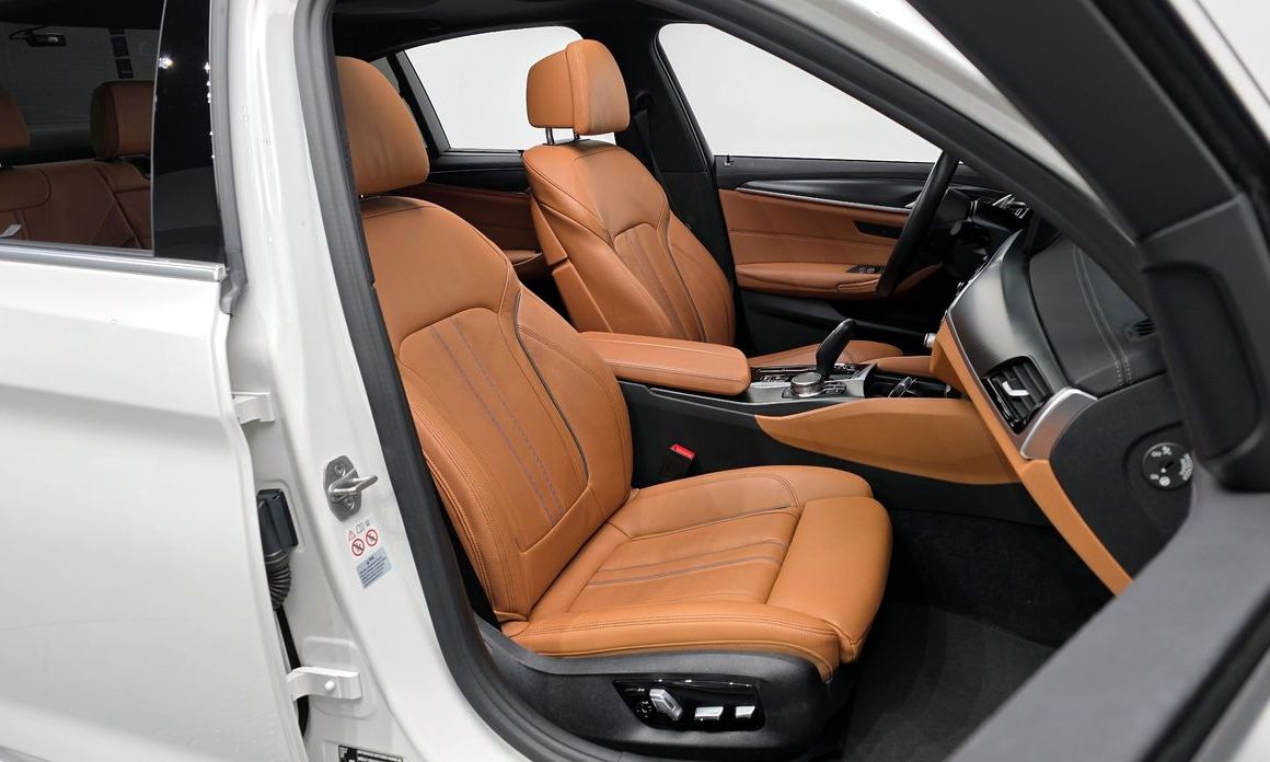 BMW 5-Series 2022