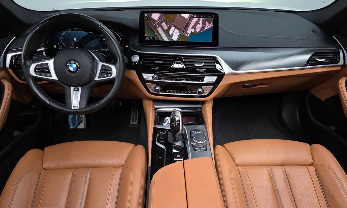 BMW 5-Series 2022