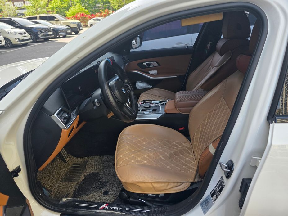 BMW 3-Series 2023