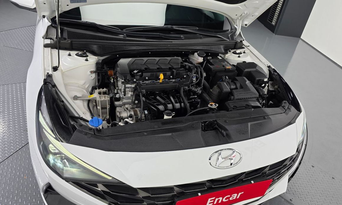 Hyundai AVANTE 2022