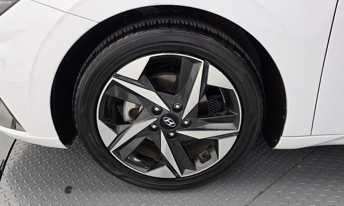 Hyundai AVANTE 2022