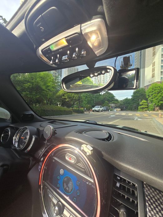 Mini Cooper Convertible 2019