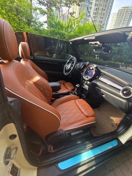 Mini Cooper Convertible 2019