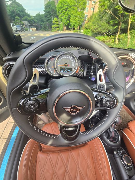 Mini Cooper Convertible 2019
