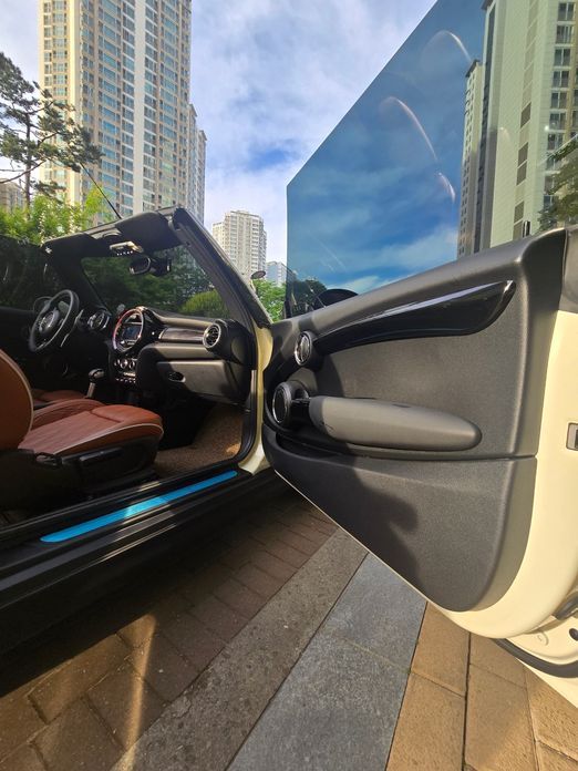 Mini Cooper Convertible 2019