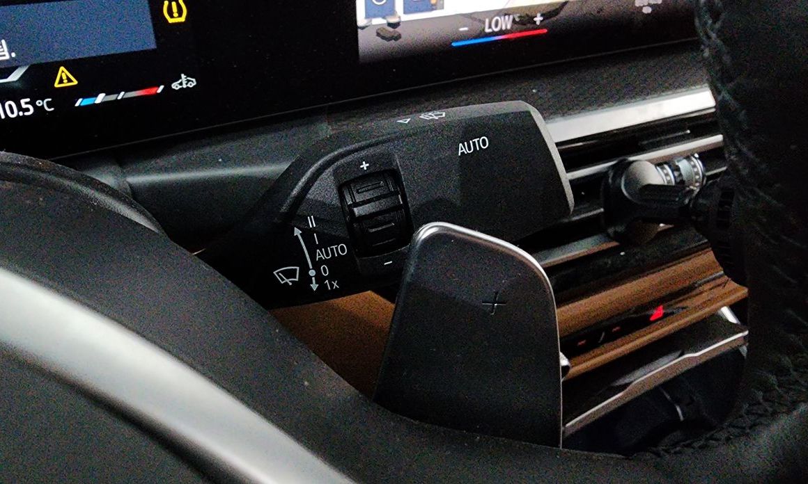 BMW 3-Series 2024