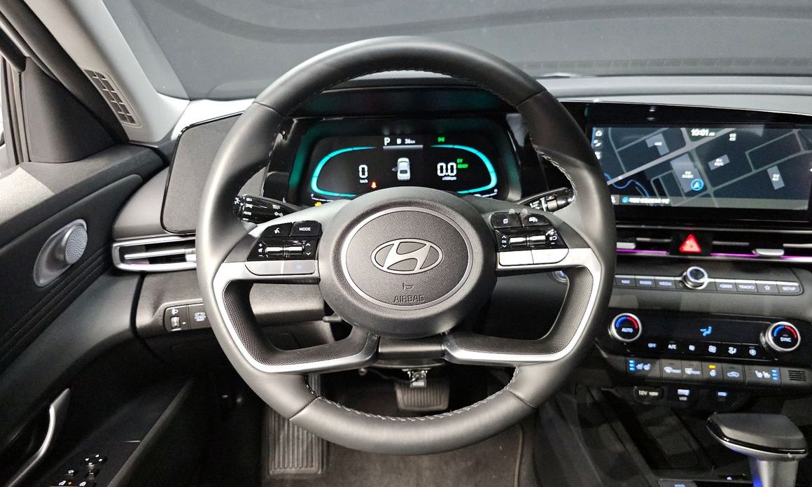 Hyundai AVANTE 2026