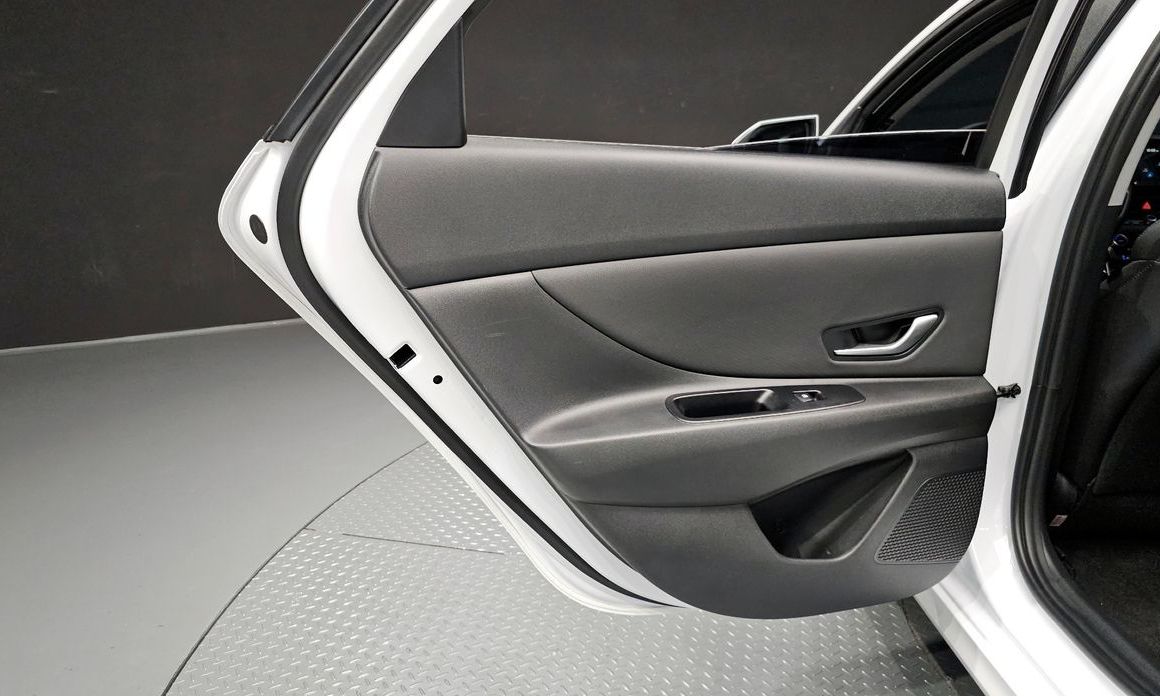 Hyundai AVANTE 2026