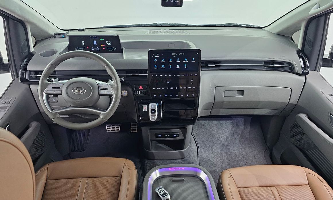 Hyundai Staria 2024