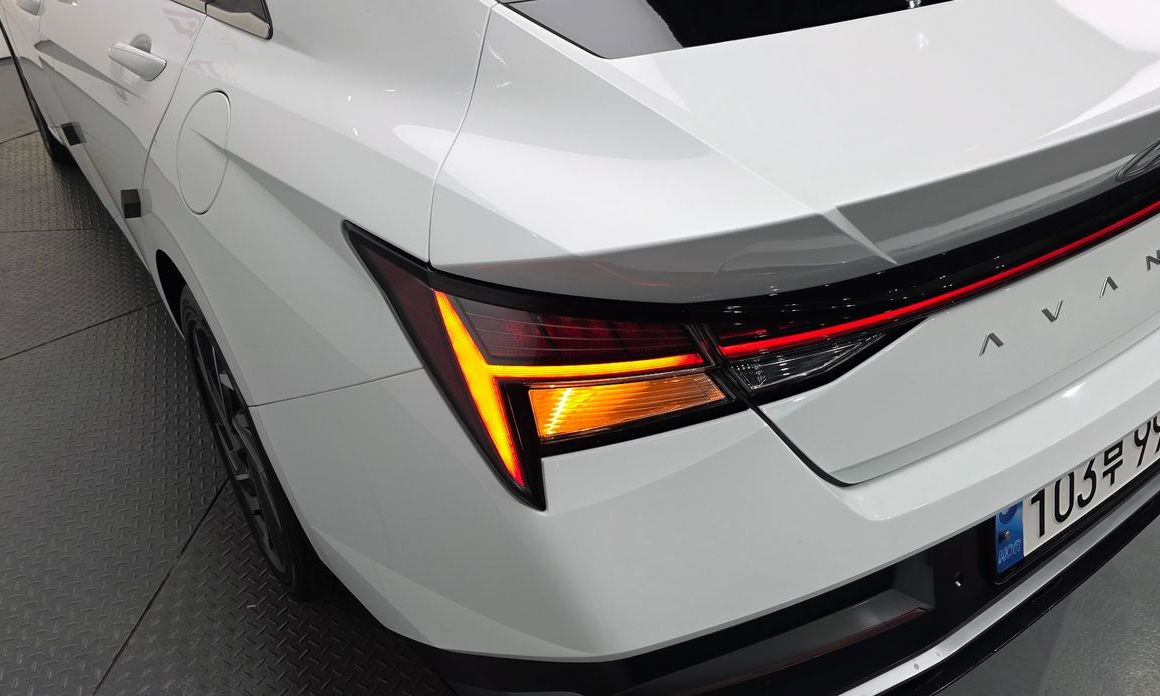 Hyundai AVANTE 2024