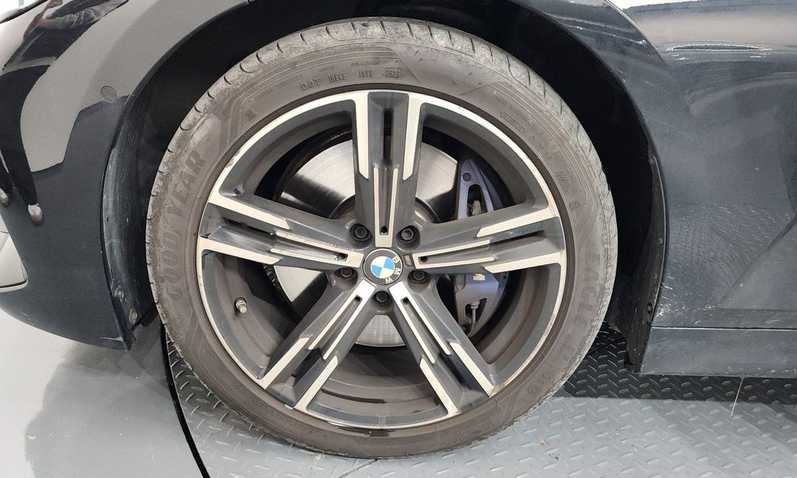 BMW 3-Series 2024