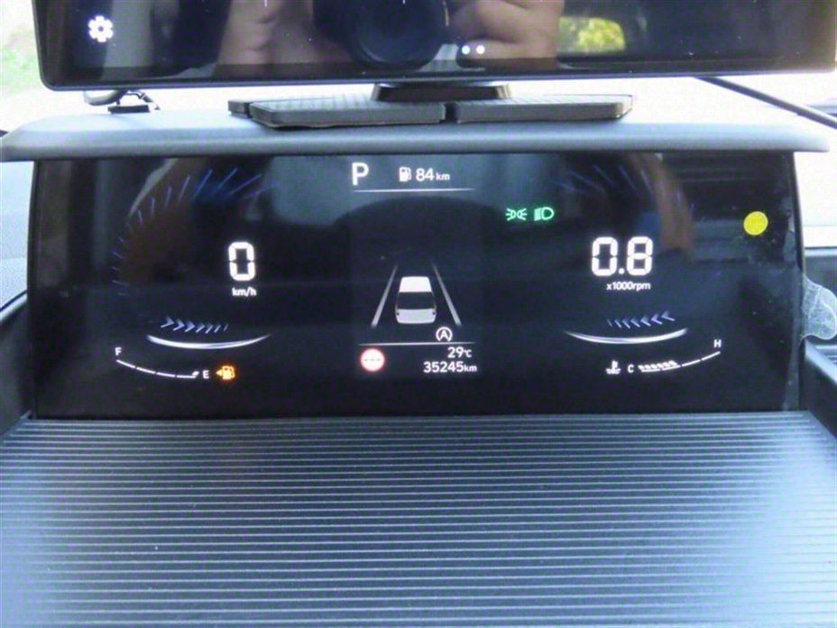 Hyundai Staria 2025