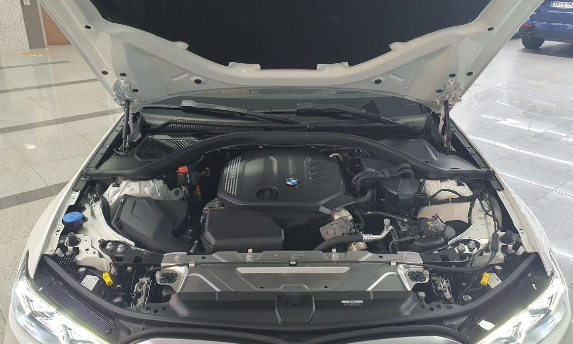 BMW 3-Series 2025