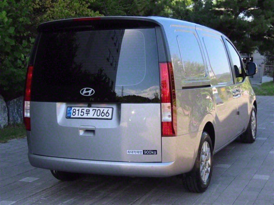 Hyundai Staria 2025