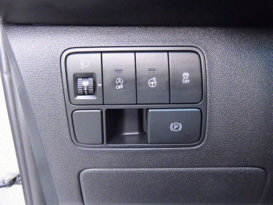 Hyundai Staria 2025