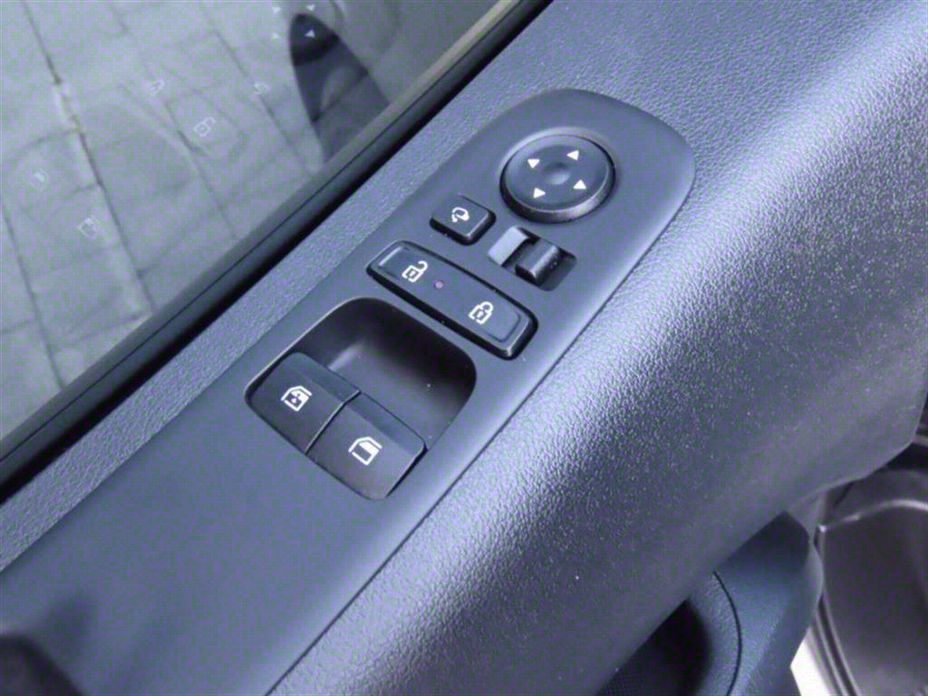 Hyundai Staria 2025