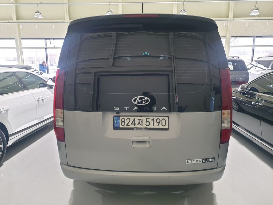 Hyundai Staria 2023
