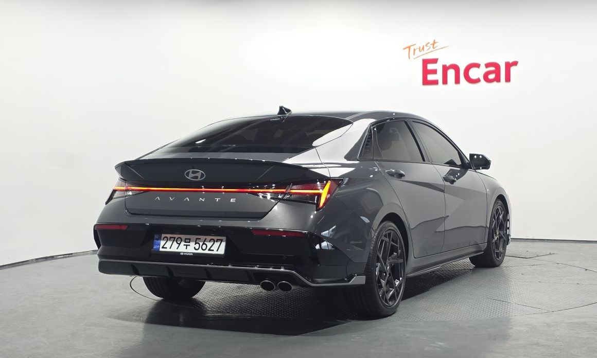 Hyundai AVANTE 2025